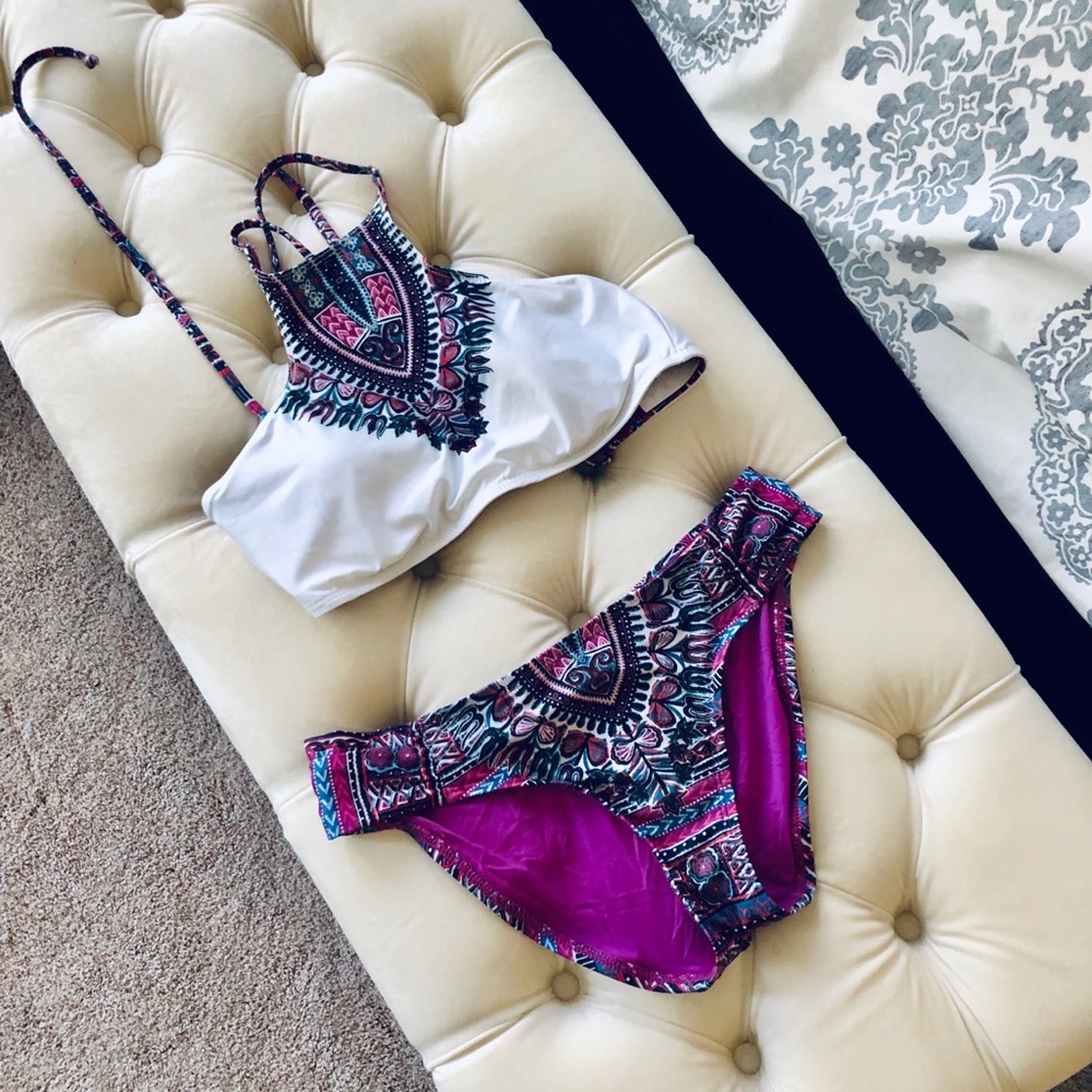 Sz Med Lucky Brand Reversible Top Swim suit